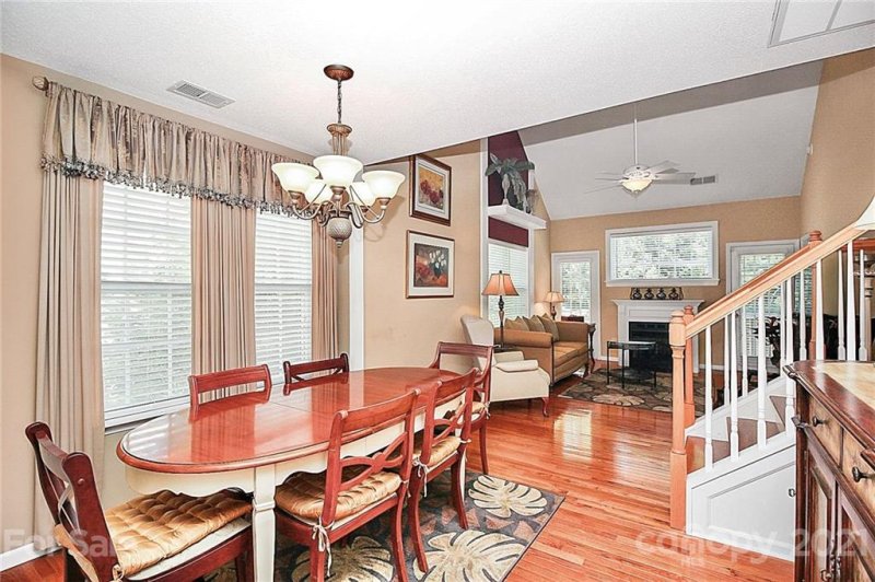 Property image 5 at 16844 Timber Crossing Road, Charlotte, NC 28213