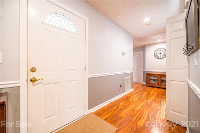 Property image 5 at 810 Clearview Court, Concord, NC 28025