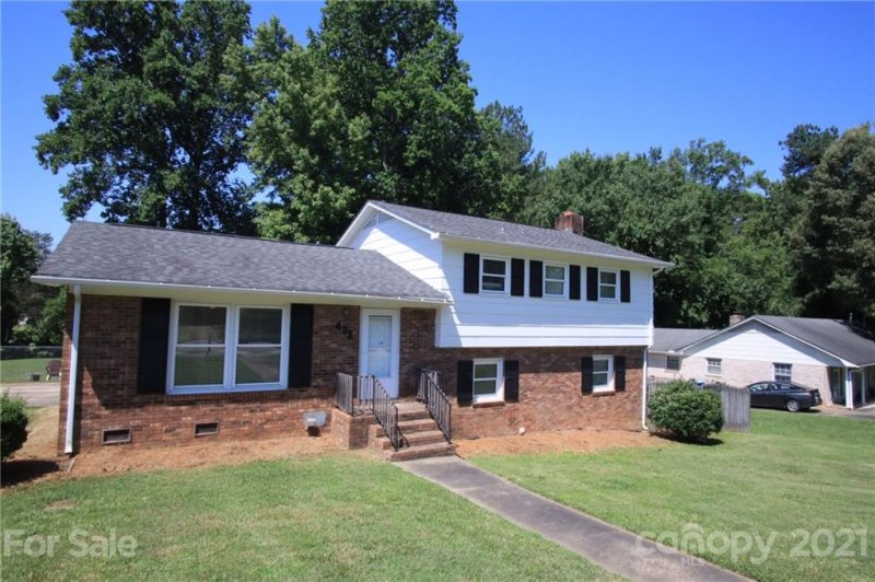 Property image 5 at 433 Willow Road, Salisbury, NC 28147