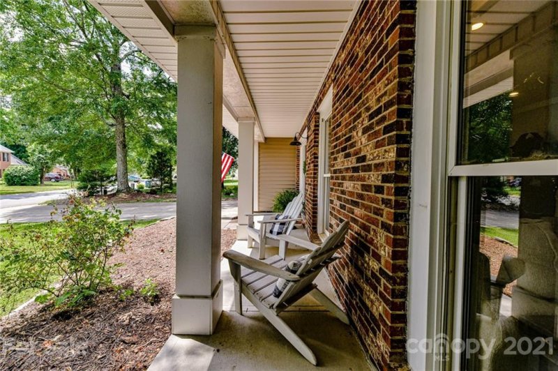 Property image 3 at 2923 Summerland Drive, Matthews, NC 28105