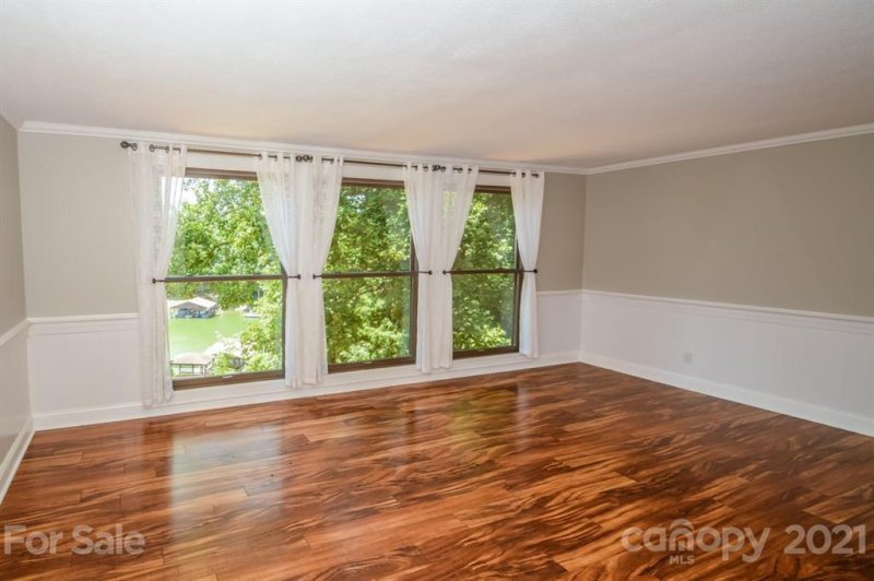 Property image 5 at 302 Clark Cove Road, Statesville, NC 28677