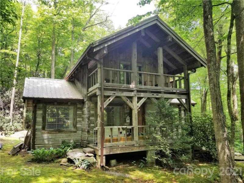 Property image 3 at 6116 Upper Creek Drive, Newland, NC 28657