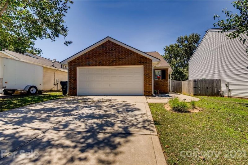1683 Sandpiper Drive
