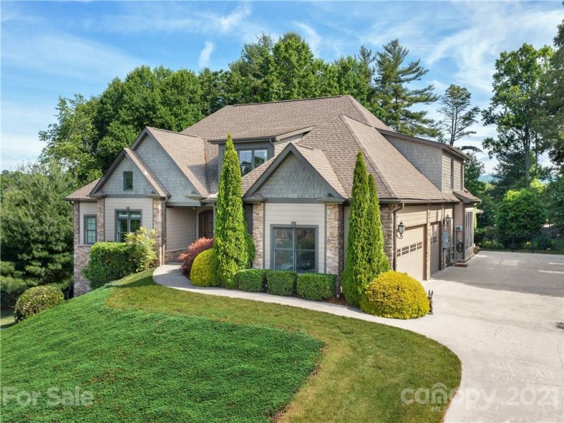 Property image 2 at 15 King View Drive, Fletcher, NC 28732