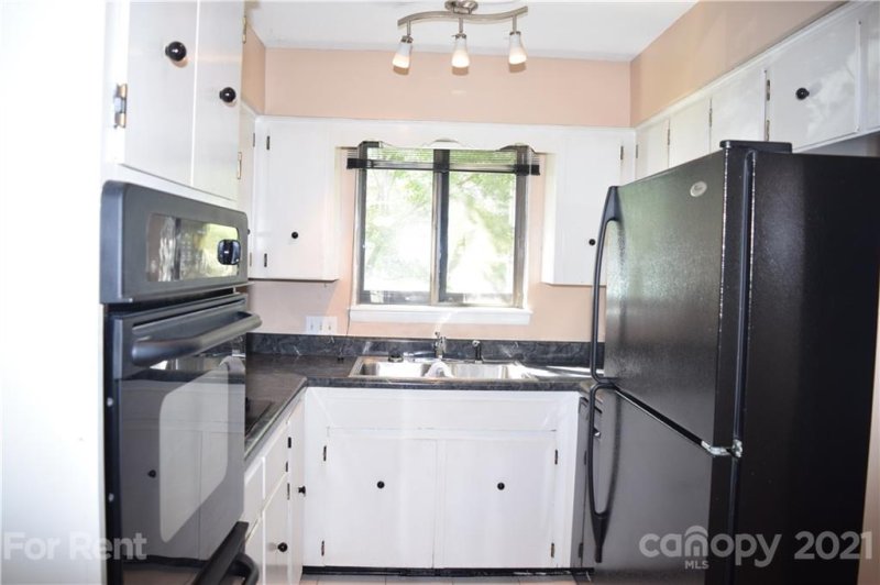 Property image 5 at 4340 Center Street, Hickory, NC 28601