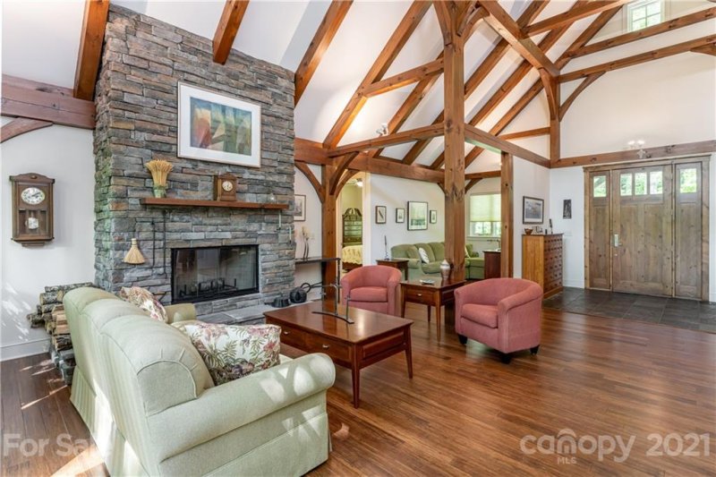 Property image 5 at 1215 Solomon Circle, Hendersonville, NC 28739