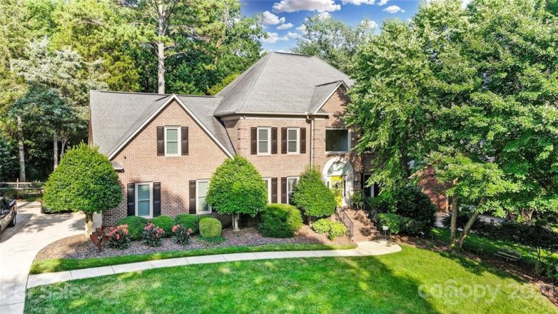 8617 Brownes Pond Lane