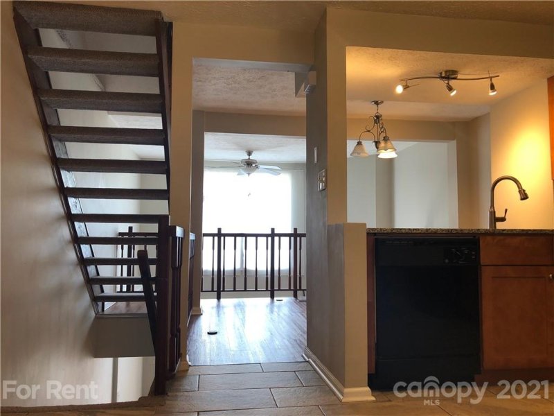 Property image 2 at 9628 Vinca Circle, Charlotte, NC 28213