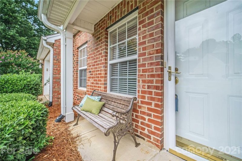 Property image 3 at 303 Valley Brook Lane, Concord, NC 28025