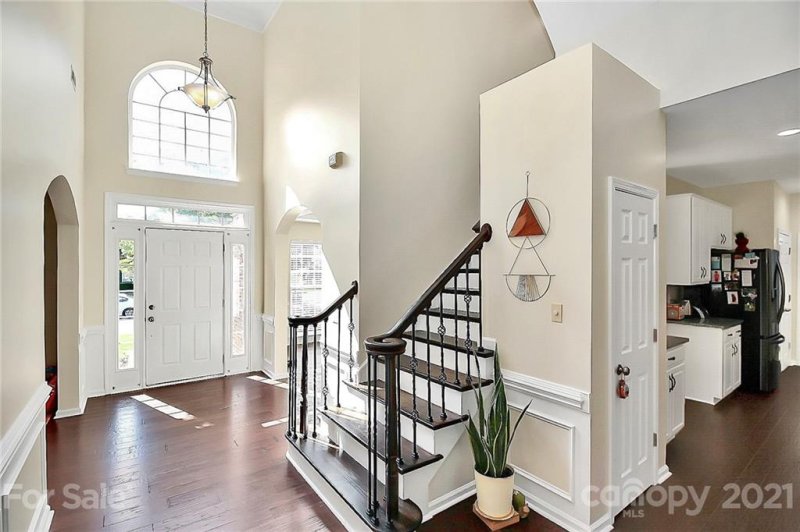 Property image 4 at 9327 Autumn Applause Drive, Charlotte, NC 28277