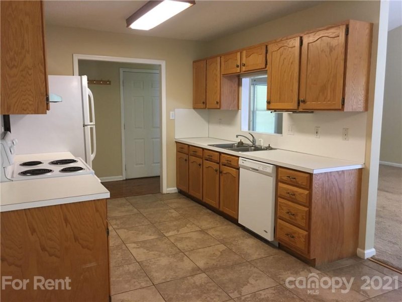 Property image 4 at 6972 Forest Manor Drive, Denver, NC 28037