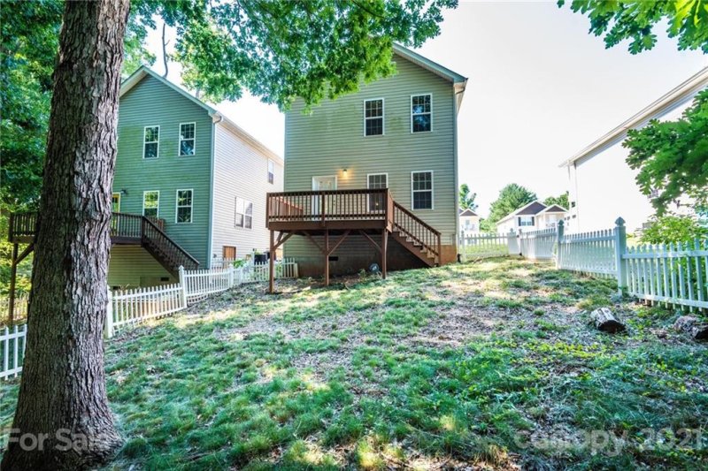 Property image 4 at 109 Lookout Point Place, Mooresville, NC 28115