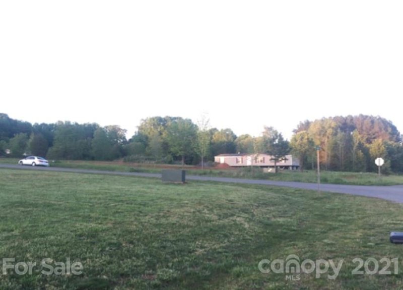 Property image 4 at 5119 Southbrook Drive, Kings Mountain, NC 28086