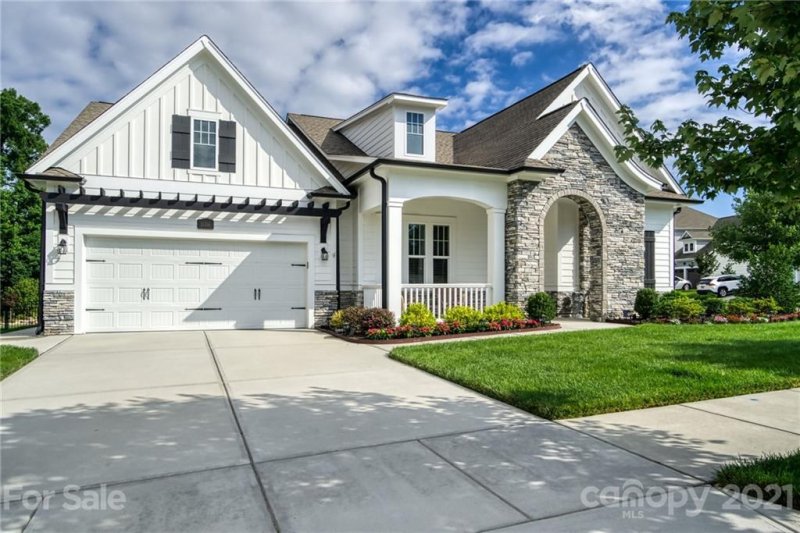 Property image 3 at 11316 Fullerton Place Drive, Huntersville, NC 28078