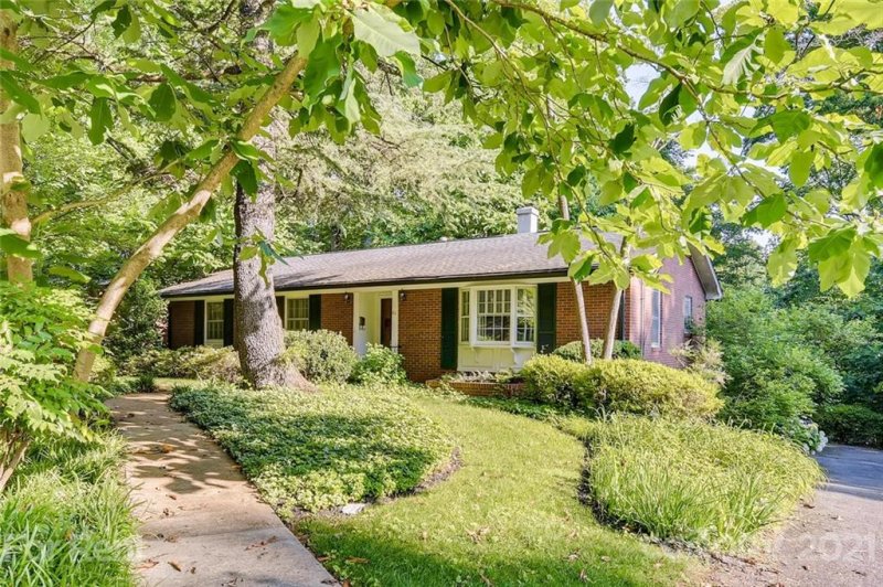 1411 Forest Park Drive