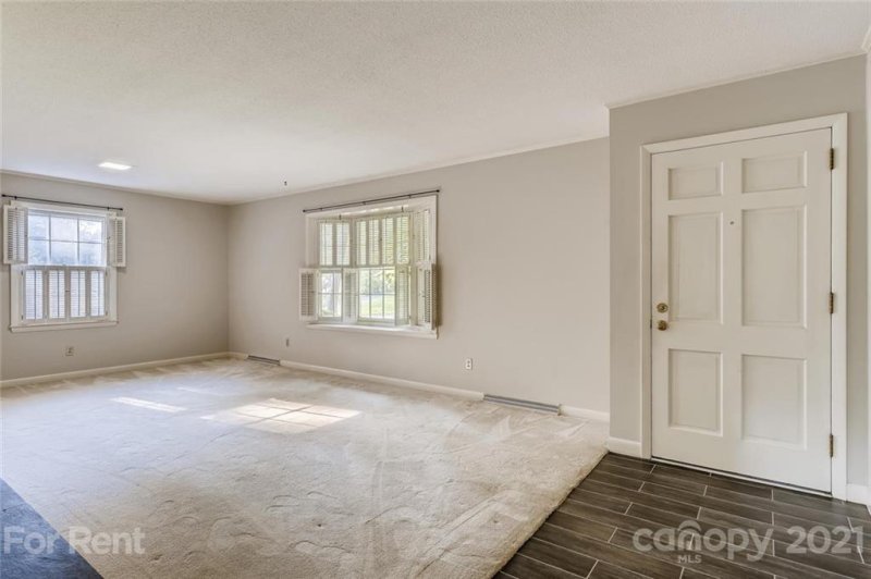 Property image 2 at 1411 Forest Park Drive, Statesville, NC 28677