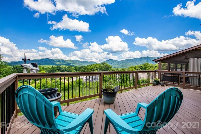 Property image 5 at 112 Chepstow Place, Black Mountain, NC 28711