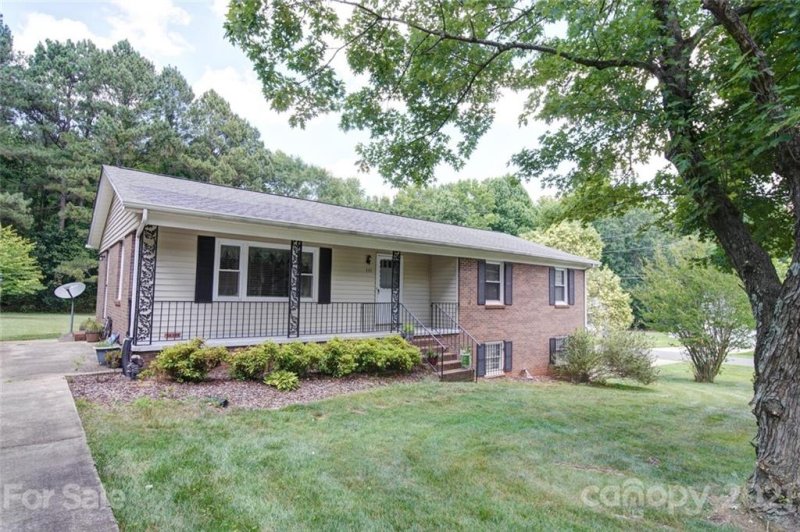 Property image 2 at 535 Delview Drive, Cherryville, NC 28021