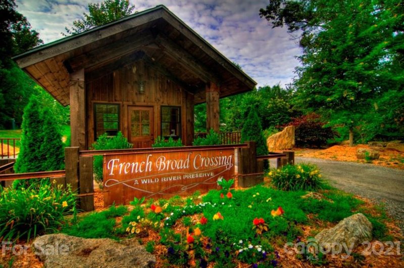 Property image 2 at 75 Wild Turkey Loop, Marshall, NC 28753