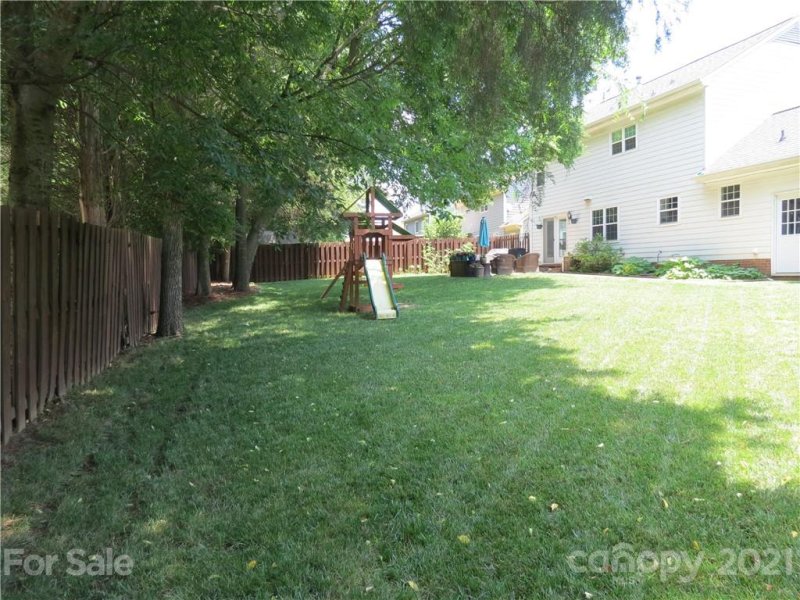 Property image 5 at 1833 Middlebury Court, Kannapolis, NC 28081