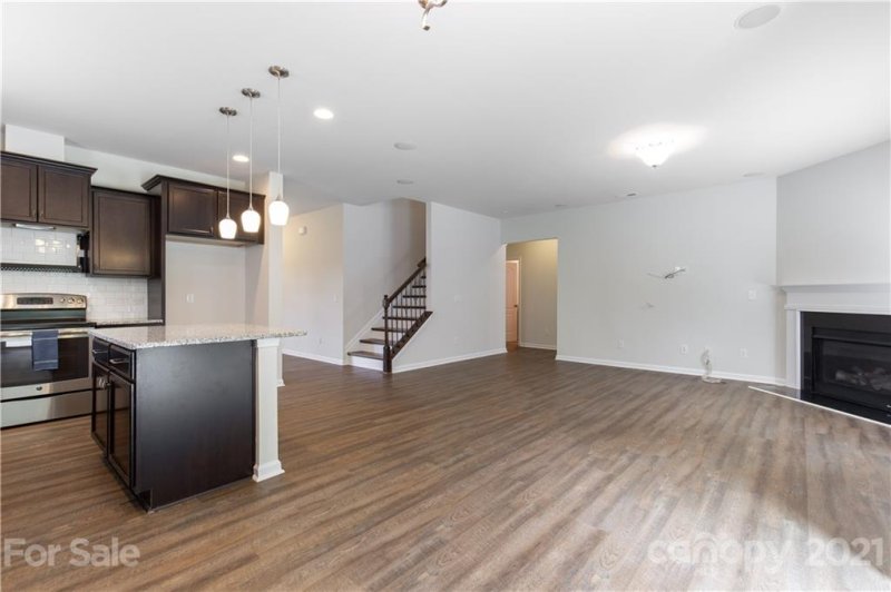 Property image 5 at 1556 Spring Blossom Trail, Fort Mill, SC 29708