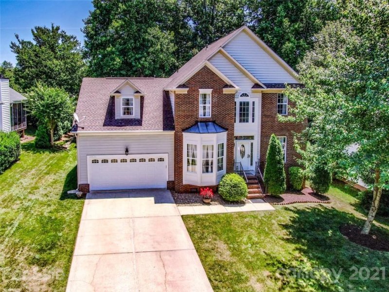 Property image 3 at 19531 Dufour Court, Cornelius, NC 28031