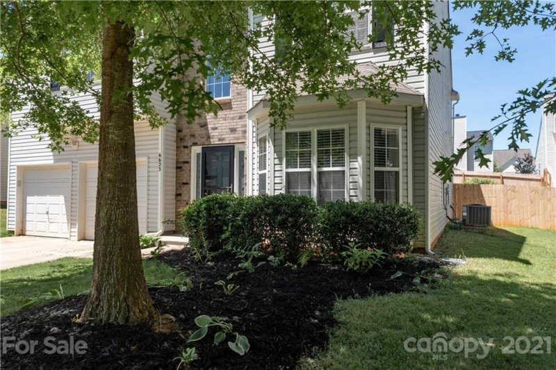 Property image 3 at 6623 Bittinger Court, Charlotte, NC 28216