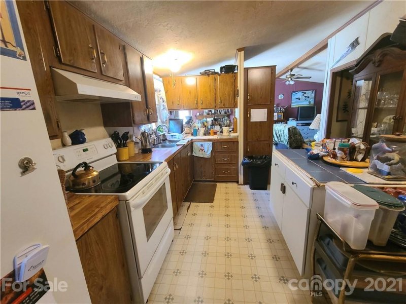 Property image 2 at 16 Redmond Drive, Alexander, NC 28701