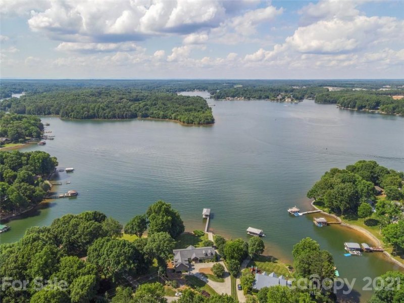 Property image 4 at 7800 Bankhead Road, Denver, NC 28037