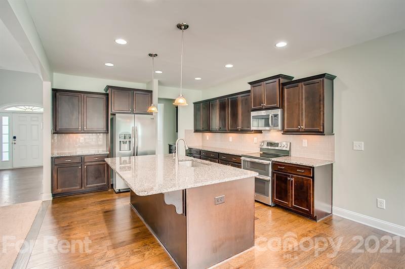 Property image 4 at 11512 Glowing Star Drive, Charlotte, NC 28215