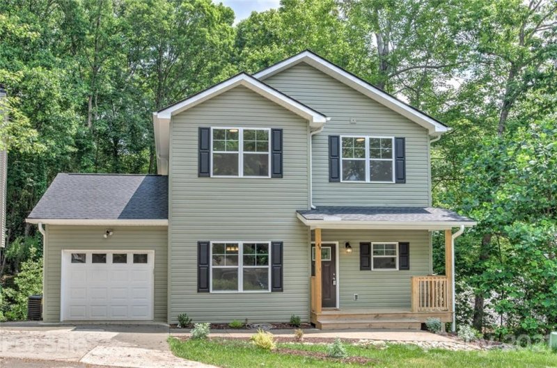 Property image 2 at 44 Foxberry Drive, Arden, NC 28704