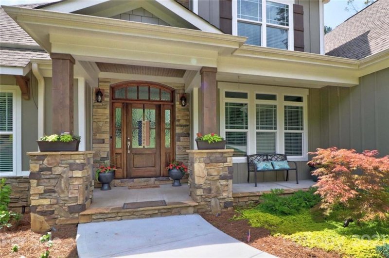 Property image 2 at 169 April Road, Troutman, NC 28166