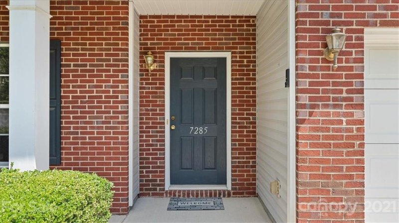 Property image 2 at 7285 Cascading Pines Drive, Tega Cay, SC 29708