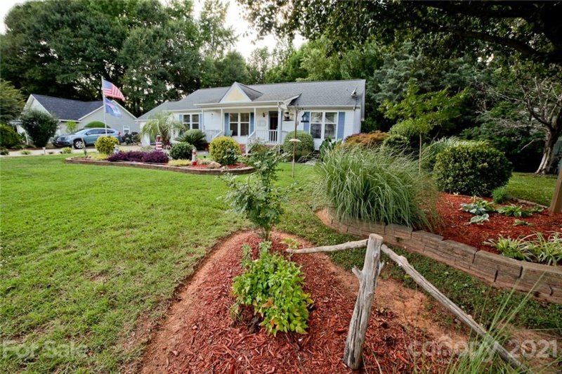 Property image 3 at 1421 Meadow Wood Drive, Fort Mill, SC 29715