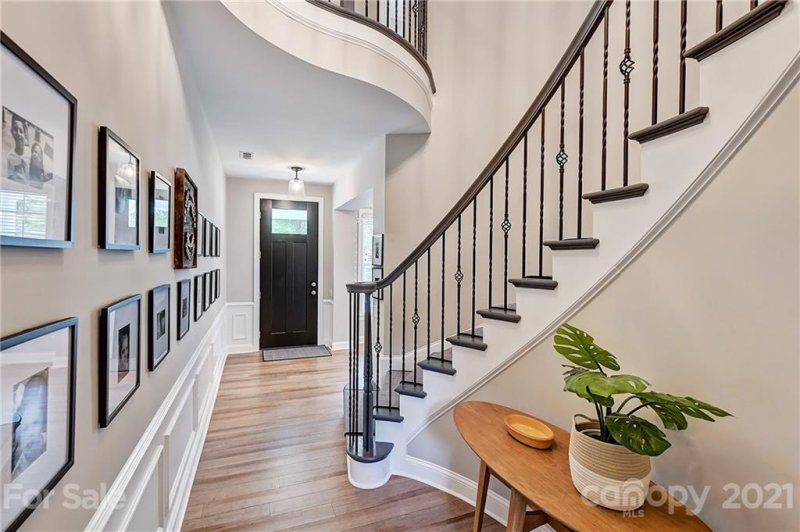 Property image 4 at 9434 Ridgeforest Drive, Charlotte, NC 28277