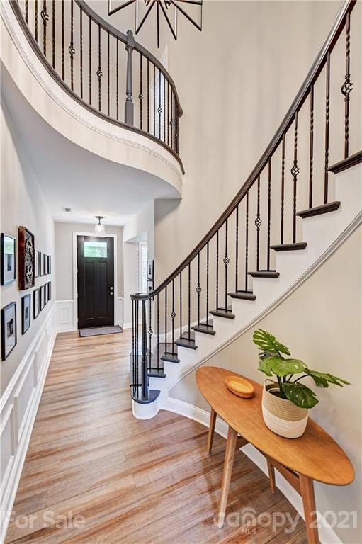 Property image 5 at 9434 Ridgeforest Drive, Charlotte, NC 28277