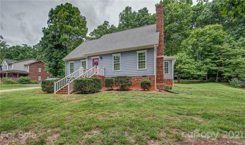 Property image 3 at 39 Bowen Drive, Belmont, NC 28012