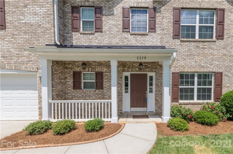Property image 2 at 2279 Laurens Drive, Concord, NC 28027