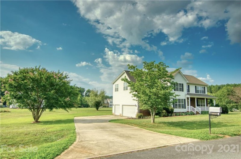 Property image 2 at 2810 Molly Pop Lane, Monroe, NC 28112