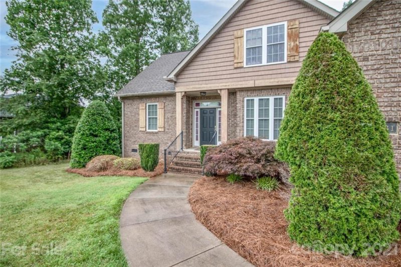 Property image 3 at 131 Stallion Lane, Statesville, NC 28625