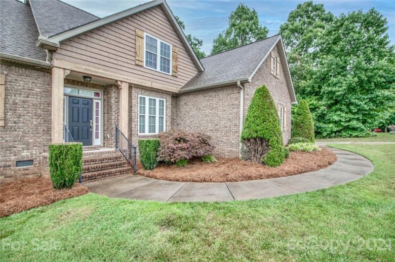 Property image 5 at 131 Stallion Lane, Statesville, NC 28625