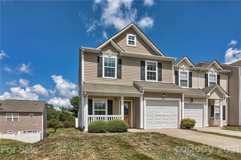Property image 2 at 554 Calen Lane, Rock Hill, SC 29732