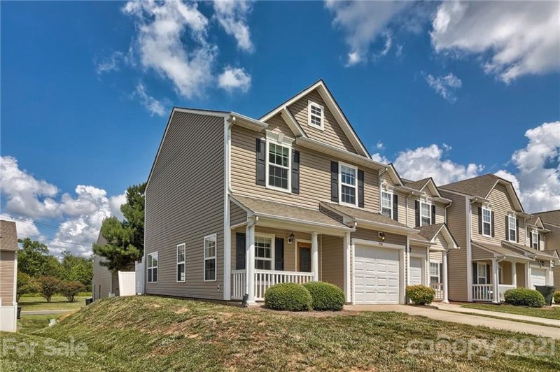 Property image 4 at 554 Calen Lane, Rock Hill, SC 29732