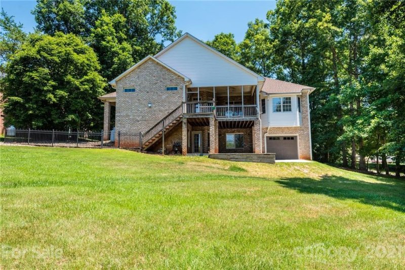 Property image 5 at 4232 Windsor Court, Hickory, NC 28602