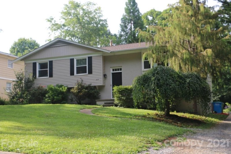 Property image 3 at 204 St Johns Street, Arden, NC 28704