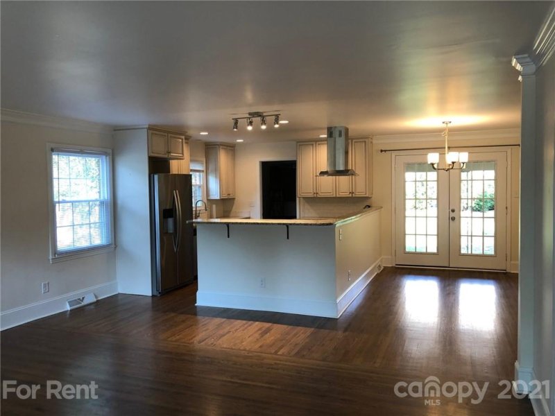 Property image 3 at 4809 Walden Court, Charlotte, NC 28210