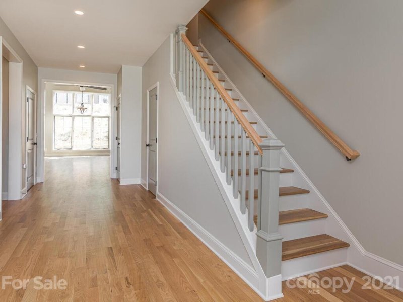 Property image 4 at 59 Malvern Walk, Asheville, NC 28806