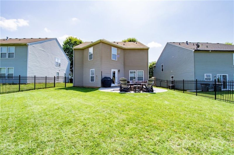 Property image 4 at 1610 Matthew Allen Circle, Kannapolis, NC 28081