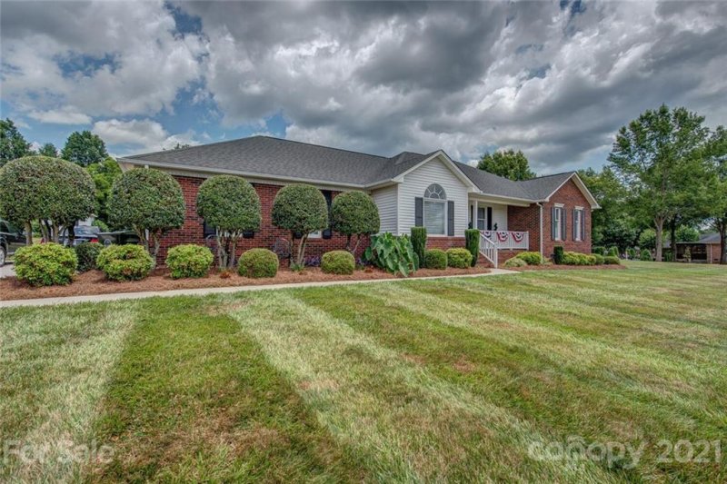 Property image 5 at 607 Sandycrest Drive, Cherryville, NC 28021