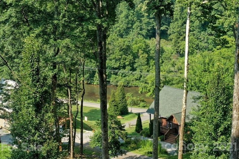Property image 2 at 117 Rio Bravo Drive, Sylva, NC 28779